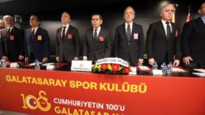 Read more about the article Galatasaray'dan Volkan Demirel ve Gökhan Zan'a alkış