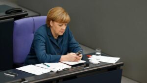 Read more about the article Merkel'e yakın isim, o telefon görüşmesine ilişkin iddiaları doğruladı