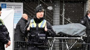 Read more about the article Hamburg saldırganı iki ay önce ihbar edilmiş