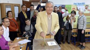 Read more about the article CHP'de 50 yıl sonra Baykal'sız ilk seçim